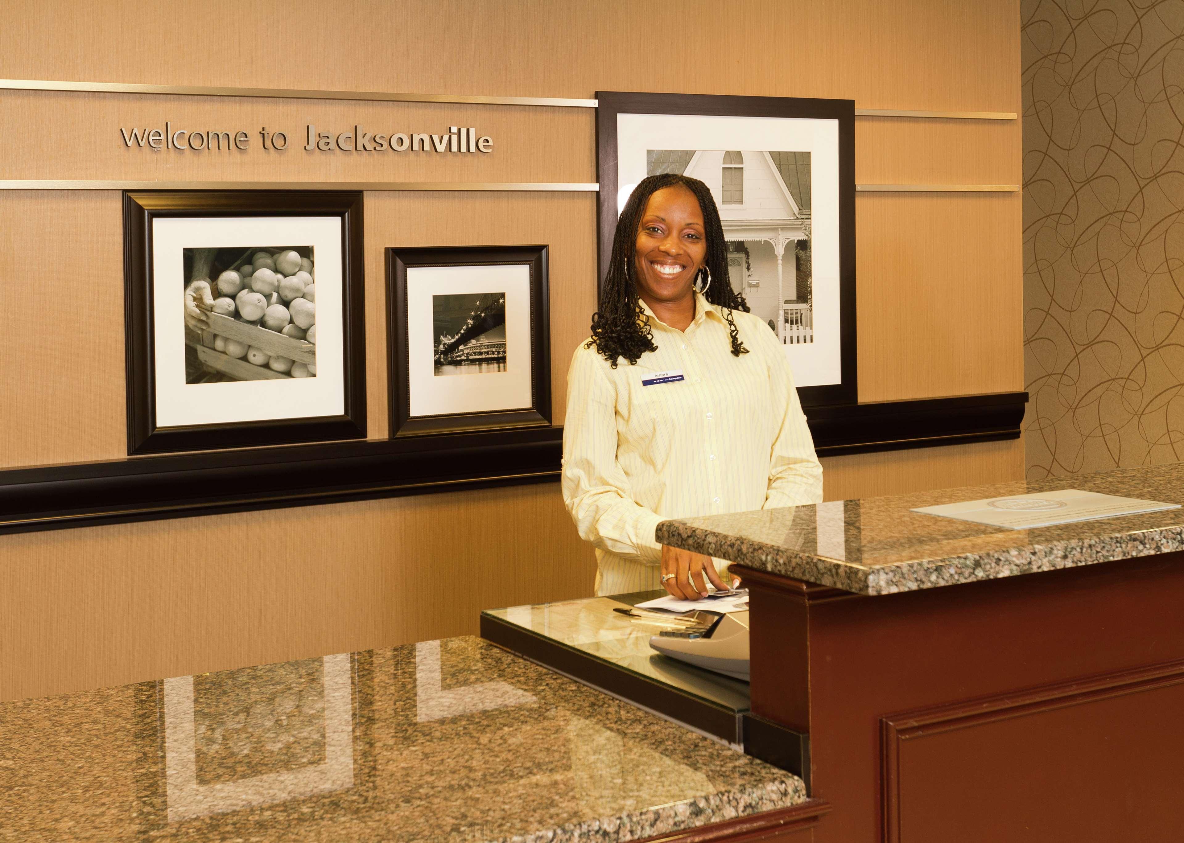 Hampton Inn & Suites Jacksonville-Airport Inreriör bild